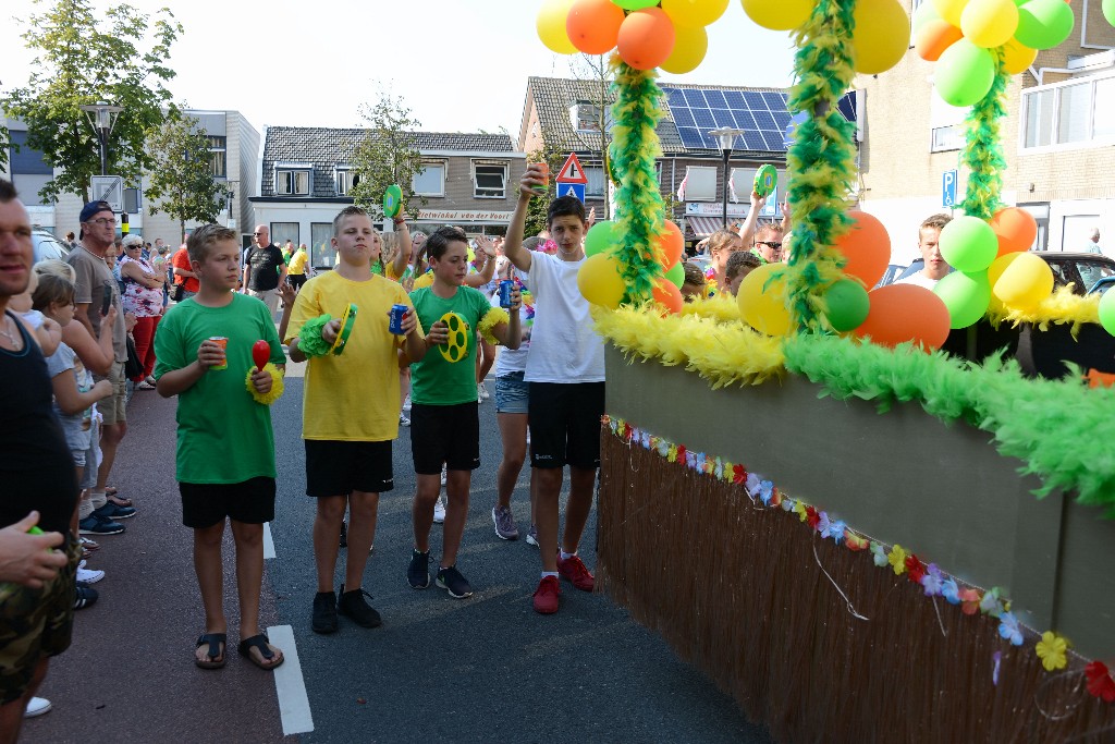 ../Images/Zomercarnaval Noordwijkerhout 2016 151.jpg